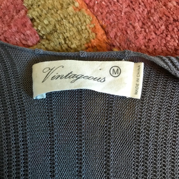 Vintageous Sweater - Picture 2 of 3